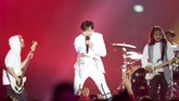Band Gigi tampil membawakan lagu 'Rumah Kita' ciptaan God Bless sekaligus lagu milik mereka sendiri yang berjudul 'Terbang'. (2/9). INASGOC/Wahyudin)