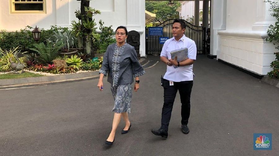 Menteri Keuangan Sri Mulyani Indrawati menegaskan telah menyiapkan berbagai strategi untuk mengatasi pelemahan nilai tukar rupiah