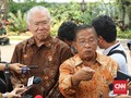 Darmin Yakin Tiket Pesawat Bisa Turun dalam Seminggu