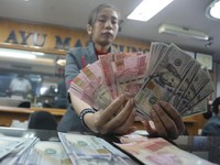 Walau Sinyalnya Samar-samar, Rupiah Punya Peluang Menguat