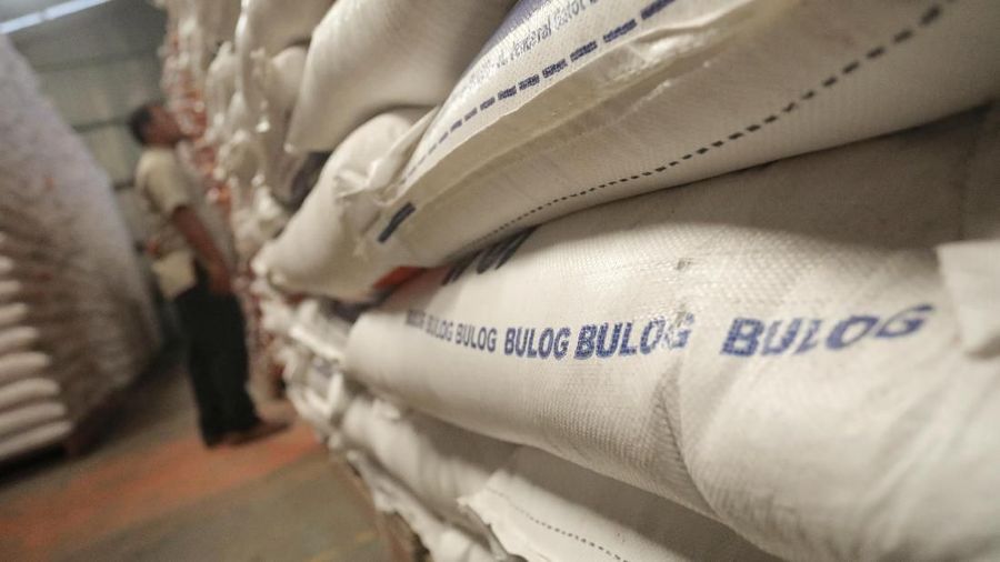 Kegiatan Ketersediaan Pasokan dan Stabilisasi Harga Beras Medium di Komplek Pergudangan Bulog Divre DKI Jakarta dan Banten, Kelapa Gading,  Jakarta Utara.