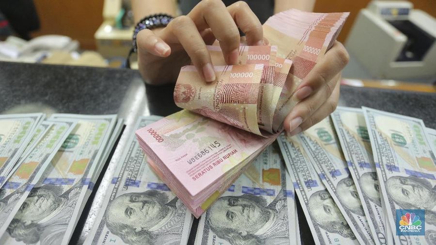 Rupiah KO di Kurs Tengah BI, Terlemah Asia di Pasar Spot