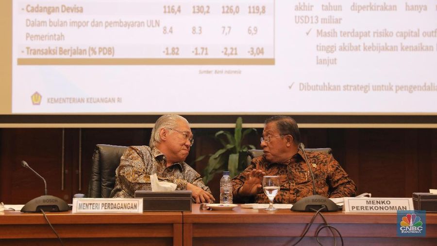 Pemerintah memutuskan untuk menaikkan PPh (Pajak Penghasilan) Pasal 22 kepada 1.147 pos tarif barang impor.