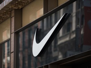 Nike Babak Belur, Ribuan Karyawan Kena PHK
