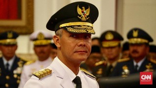 Buruh Kepung Kantor Ganjar Pranowo, Protes UMP Rp1,6 Juta