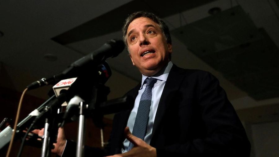 Pemerintah Argentina berharap Dana Moneter Internasional (IMF) akan setuju mencairkan bantuannya pada paruh kedua September.