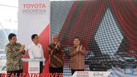 Gaya Jokowi Melepas Ekspor Mobil Toyota Ke-1 Juta