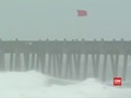 VIDEO: Badai Gordon Hantam Pantai Barat Amerika Serikat