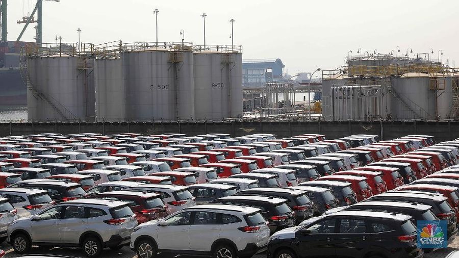 Penjualan Toyota turun, meski Daihatsu mengalami peningkatan.