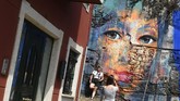 Festival mural Meninas in Canido ini diadakan setiap akhir pekan pertama pada September. (AFP PHOTO / MIGUEL RIOPA)
