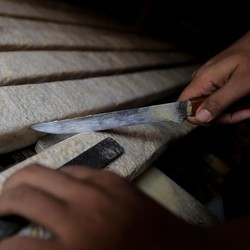 Harga Kedelai Naik Bikin Tahu-Tempe Bisa Langka, Ulah Siapa?