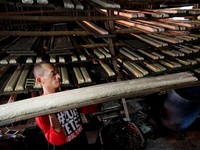 Melemahnya Rupiah, Buat Pengrajin Tempe Menjerit