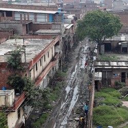Kecanduan Impor Minyak, India Hadapi Krisis Ekonomi