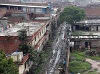 Kecanduan Impor Minyak, India Hadapi Krisis Ekonomi
