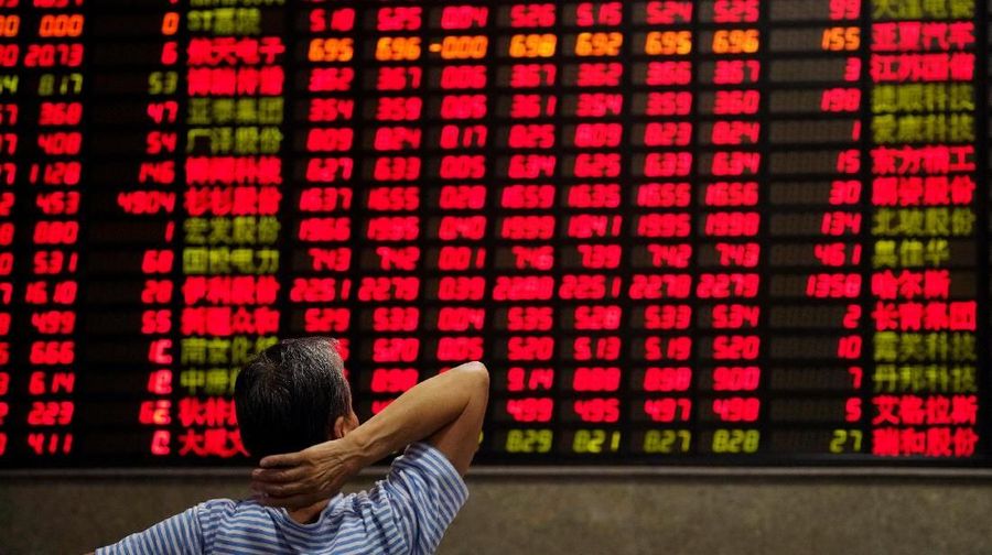 Indeks Nikkei melemah 0,1%, indeks Straits Ties melemah 0,56%, indeks Kospi terkoreksi 0,72%, indeks Shanghai anjlok 0,95%, dan indeks Hang Seng terperosok 1,5%