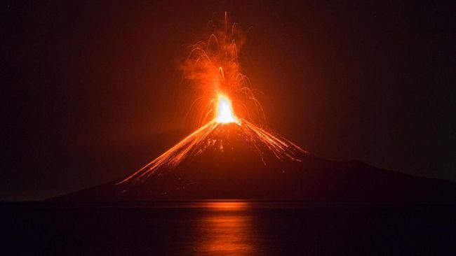 Air Pasang di Anyer Diduga Tsunami Karena Erupsi Krakatau