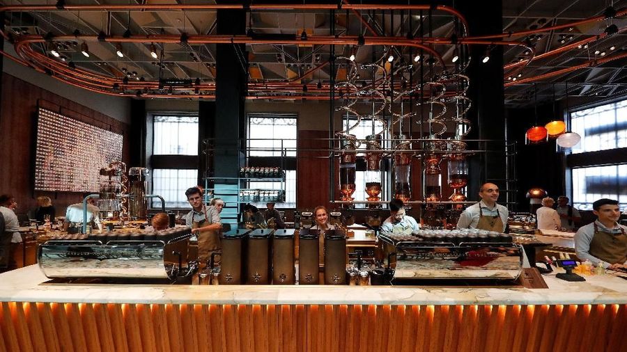 General view of the new Starbucks Reserve Roastery flagship in downtown Milan, Italy, September 4, 2018. Picture taken September 4, 2018. REUTERS/Stefano Rellandini