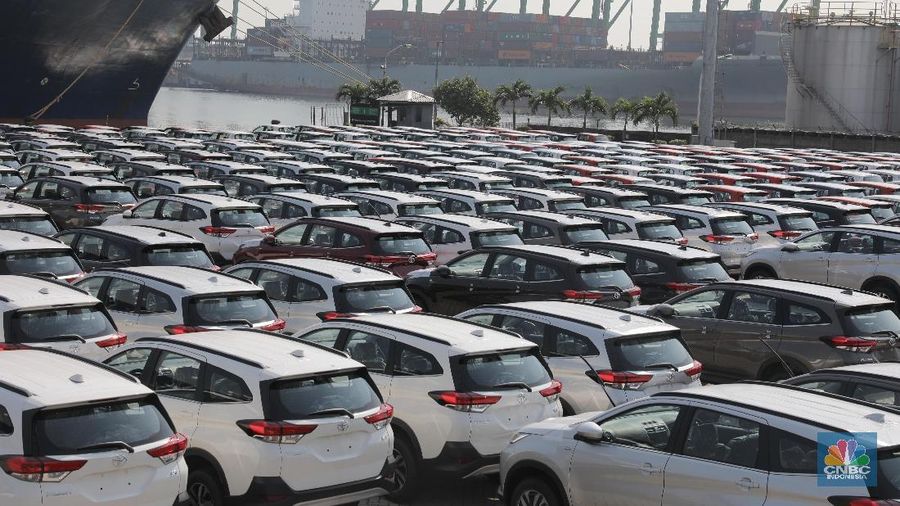 Turunnya laba bersih IPCC ini disebabkan karena adanya penurunan dari pendapatan operasi sebesar 6,32%.