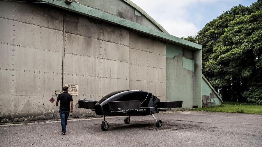Aerospace Vertikal membangun taksi terbang bertenaga listrik yang mampu melakukan perjalanan hampir 200mph.