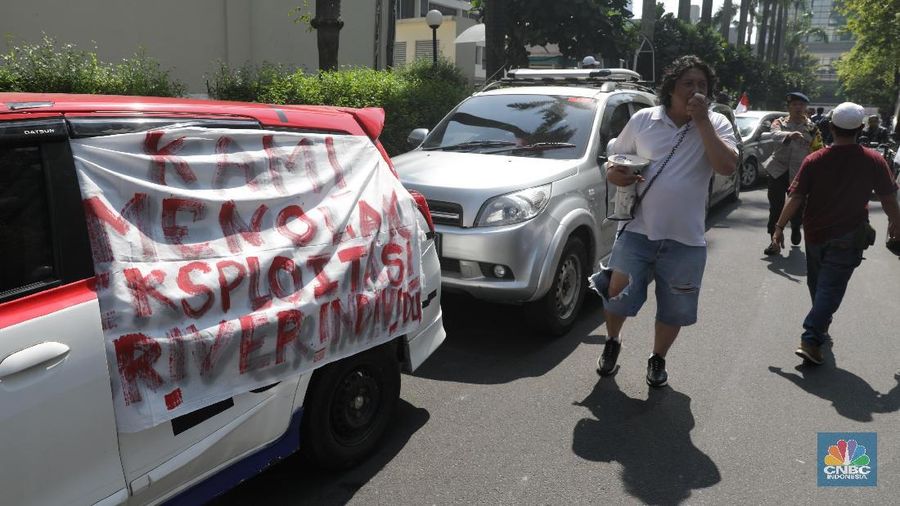 Organda juga minta pemerintah memperjelas sanksi bagi perusahaan aplikasi.