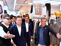 Di Korea, Jokowi Belanja di Pasar 'Tanah Abangnya' Seoul