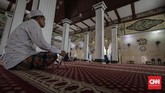 Bangunan masjid yang juga merupakan salah satu cagar budaya Pemerintah Provinsi DKI Jakarta ini, menghadap ke Pelabuhan Sunda Kelapa. (CNN Indonesia/Adhi Wicaksono)