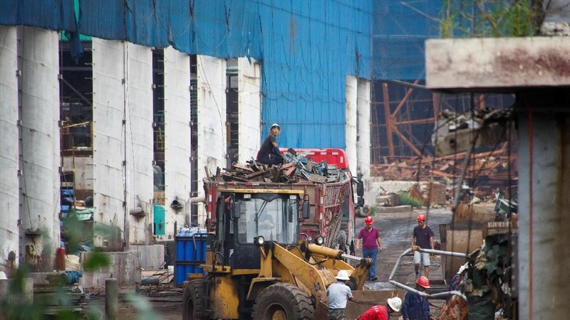 Pabrik yang terkena dampak pergusuran di China merupakan pabrik pembuat baja terbesar keempat di Dunia.