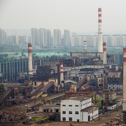 Industri Manufaktur Kecil & Menengah China Tumbuh Tipis