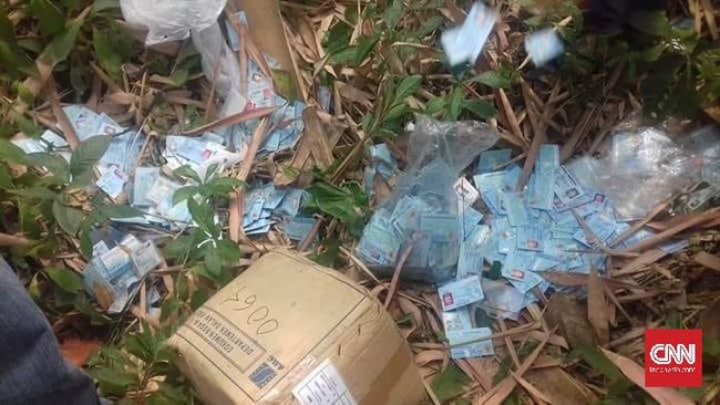 Dukcapil Serang Sebut Ribuan KTP Tercecer saat Bersih Gudang