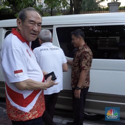 Berharta Rp 522 T, Orang Terkaya RI Hobi Jajan Pinggir Jalan
