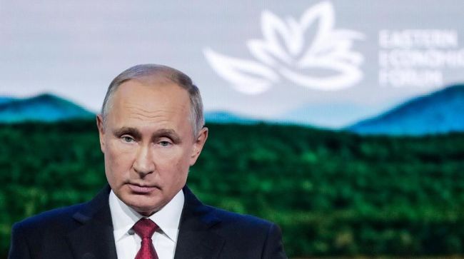 Putin Sebut Penahanan Agen Rusia di AS Sewenang-wenang Putin Sebut Penahanan Agen Rusia di AS Sewenang-wenang