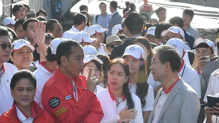 Sungai Cheonggyecheon ini juga menjadi salah satu daya tarik wisatawan lokal maupun mancanegara yang berkunjung ke Korea Selatan.