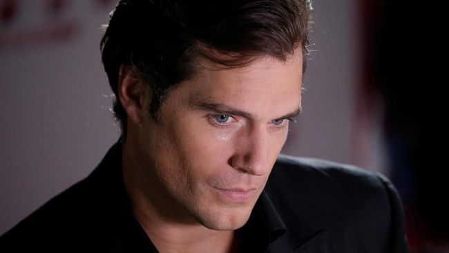 Henry Cavill Bereaksi Usai Disebut Tak Lagi Jadi 'Superman'