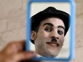 FOTO: Niat 'Charlie Chaplin' Hapus Duka Afghanistan