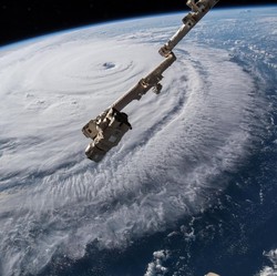 Kesedihan Astronaut NASA Saat Melihat Bumi dari Luar Angkasa