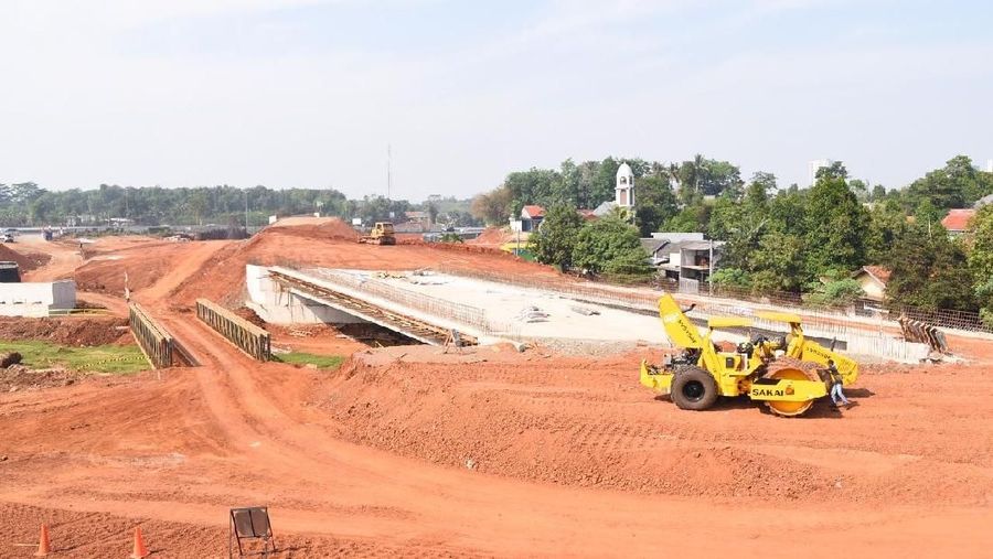 Saat ini progres pembangunan tol Kunciran-Serpong sepanjang 11,19 kilometer (km) sudah 66,43% per 13 September 2018.