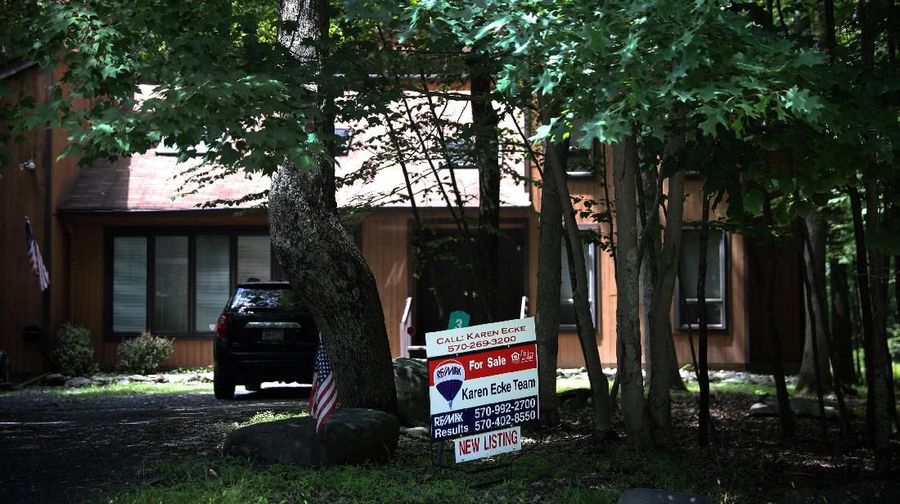 An unoccupied home is seen in the Penn Estates development where most of the homeowners are underwater on their mortgages in East Stroudsburg, Pennsylvania, U.S., June 20, 2018. Picture taken June 20, 2018. REUTERS/Mike Segar