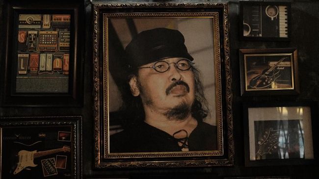 Musisi Genius dan Filsuf Nyentrik Itu Bernama Harry Roesli