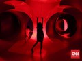 FOTO: Terperangkap dalam Pesona Cahaya Luminarium Trilumin