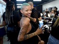 Model Show Rihanna Melahirkan Usai 'Manggung' di NYFW