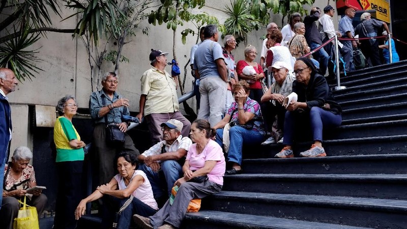 4,3 juta pensiunan Venezuela ditetapkan untuk menerima 1.800 Bolivar per bulan