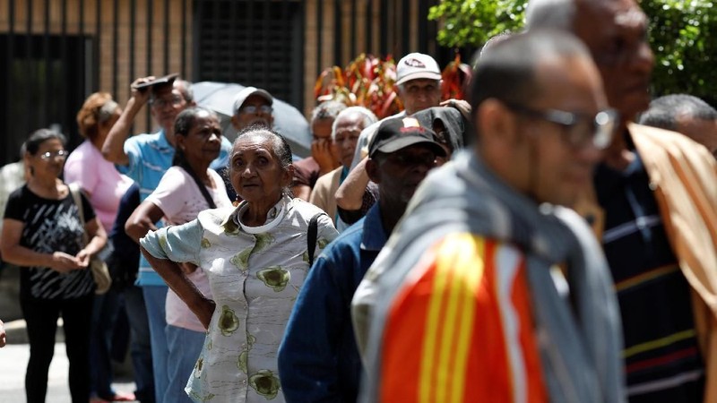 4,3 juta pensiunan Venezuela ditetapkan untuk menerima 1.800 Bolivar per bulan