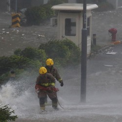 Topan Mangkhut Sapu China & Tewaskan 59 Orang di Filipina