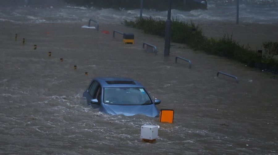 Badai Mangkhut dianggap sebagai yang terkuat di wilayah ini, kekuatan angin kencang lebih dari 200 kilometer per jam (125 mph)