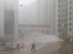 Mengintip Dahsyatnya Topan Mangkhut yang Hantam Hong Kong