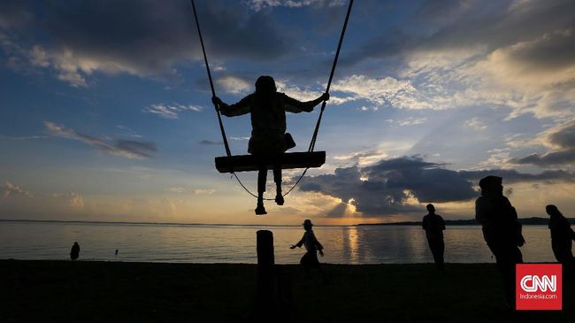 Bukan Cuma Timah, Pangkalpinang Punya Banyak Pantai Eksotis
