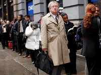Apa Kemiripan Kasus Credit Suisse dengan Lehman Brothers?