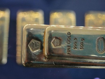 Huawei & Konflik Timur Tengah Buat Harga Emas Makin Murah