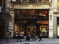 Label Fesyen 123 Tahun Henri Bendel Ditutup di AS