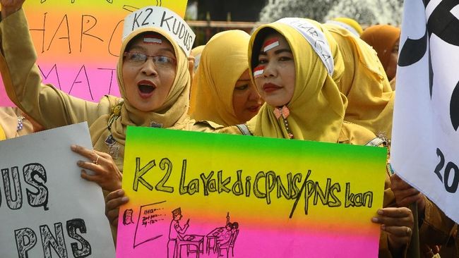 H-1 Seleksi CPNS, Ramai Aksi Honorer K2 Protes Batasan Usia